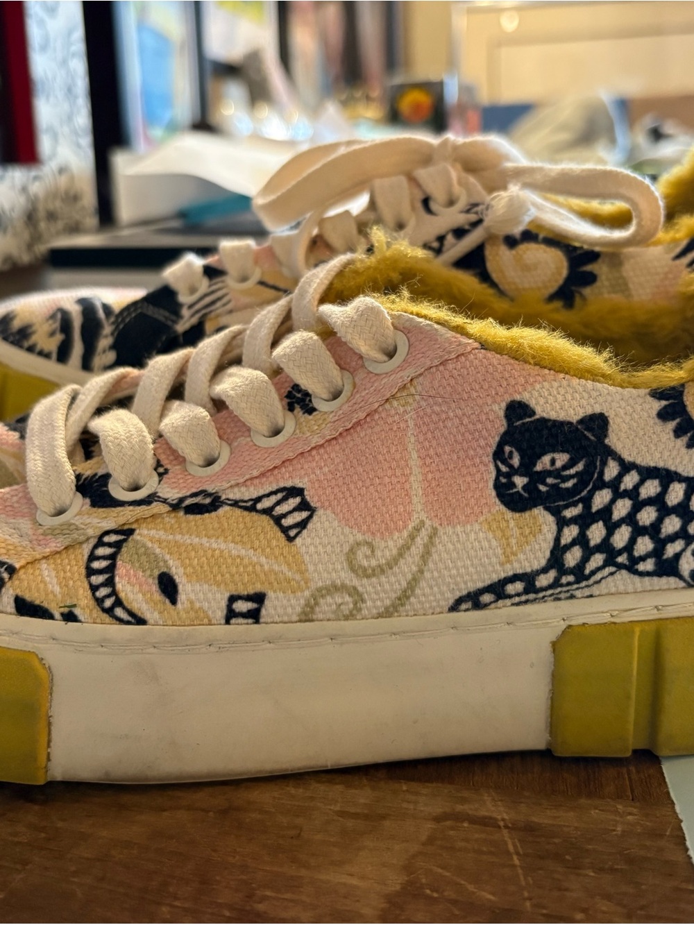 Farm Rio Island Forest Canvas Sneakers 7.5 - Picture 2 of 8